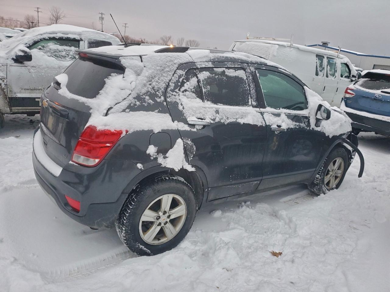 2017 CHEVROLET TRAX 1LT photo 3