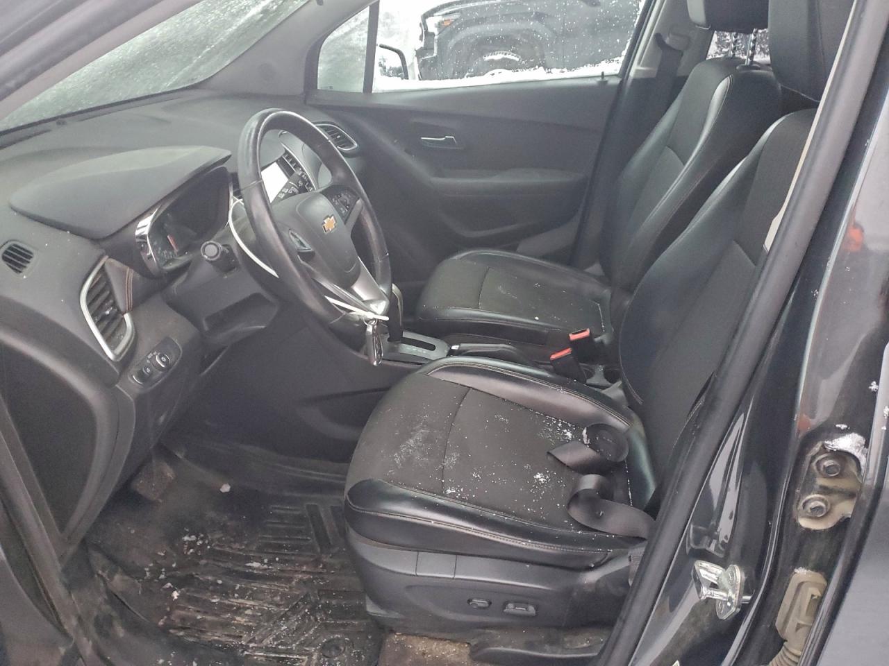 2017 CHEVROLET TRAX 1LT photo 7