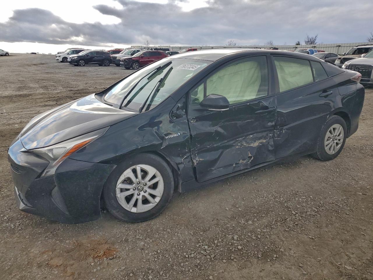 2016 TOYOTA PRIUS