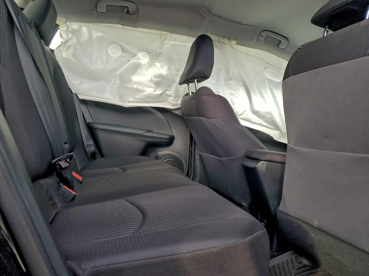 2016 TOYOTA PRIUS photo 19
