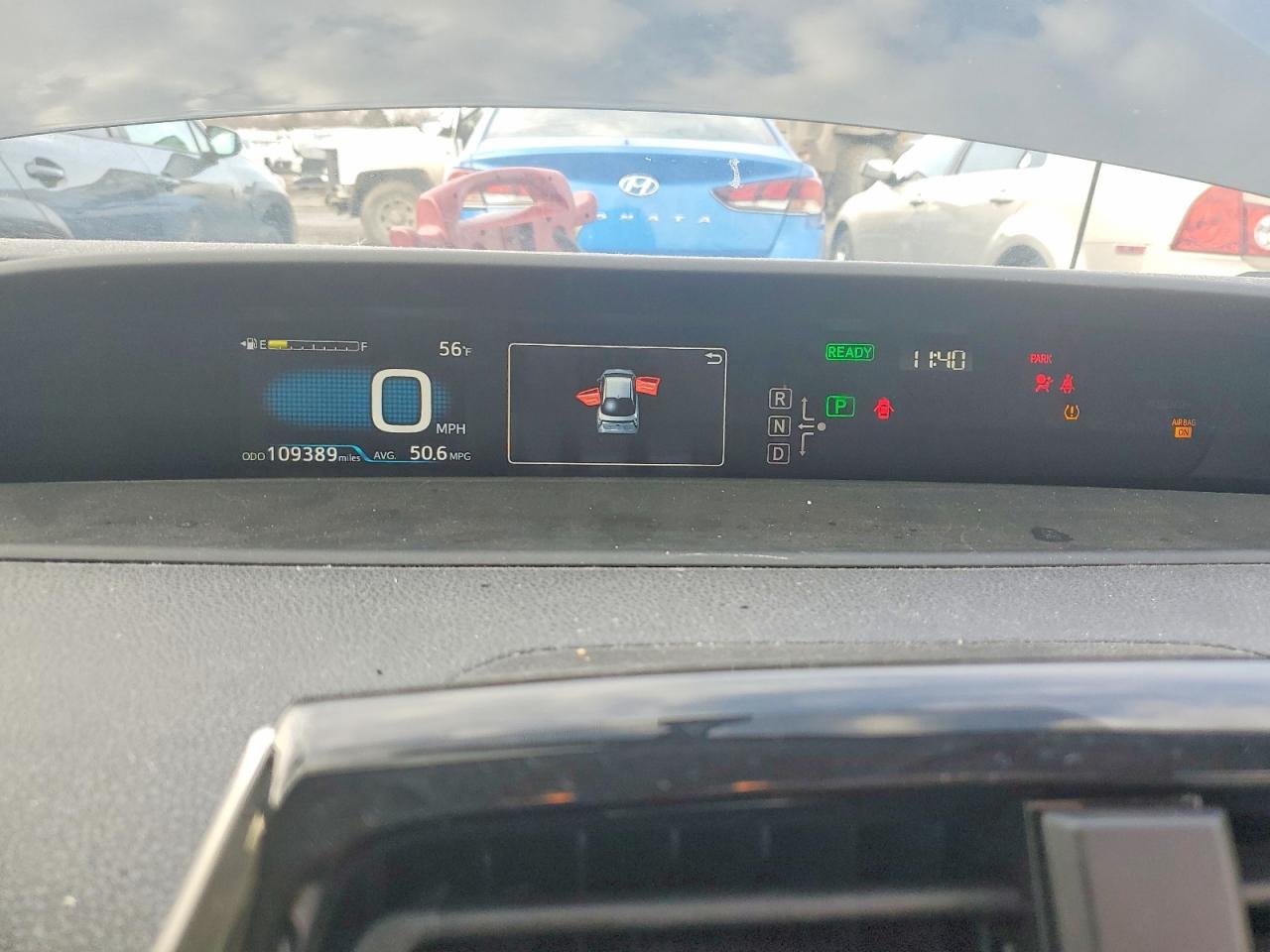 2016 TOYOTA PRIUS photo 17