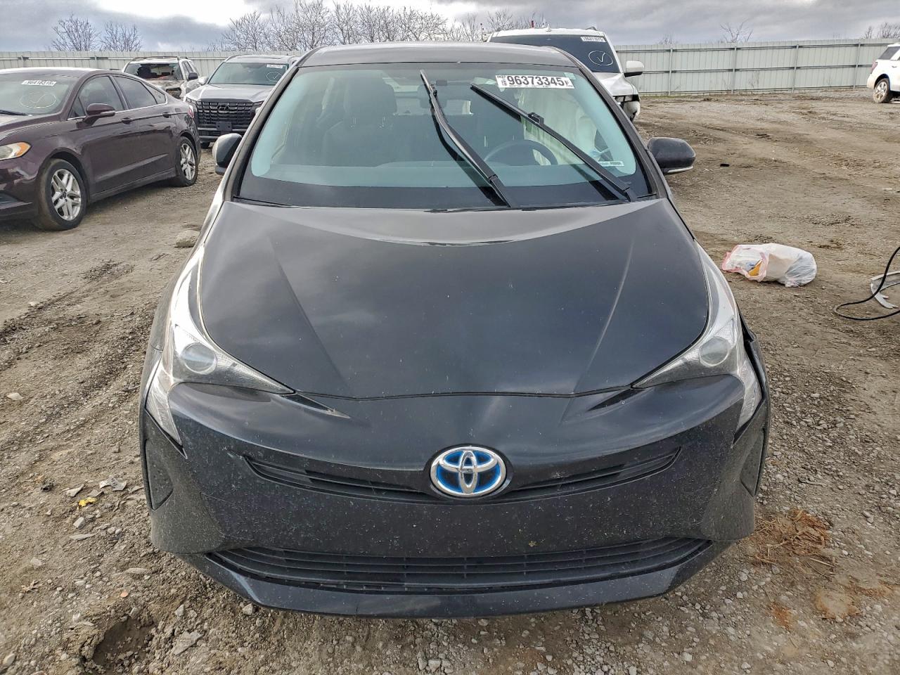 2016 TOYOTA PRIUS photo 9