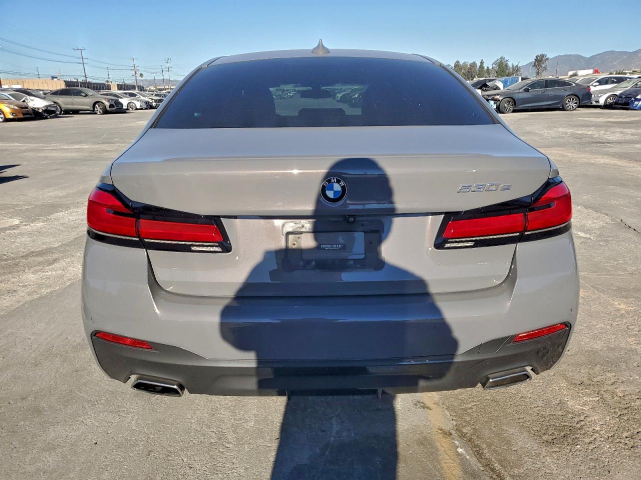 2021 BMW 530E photo 6
