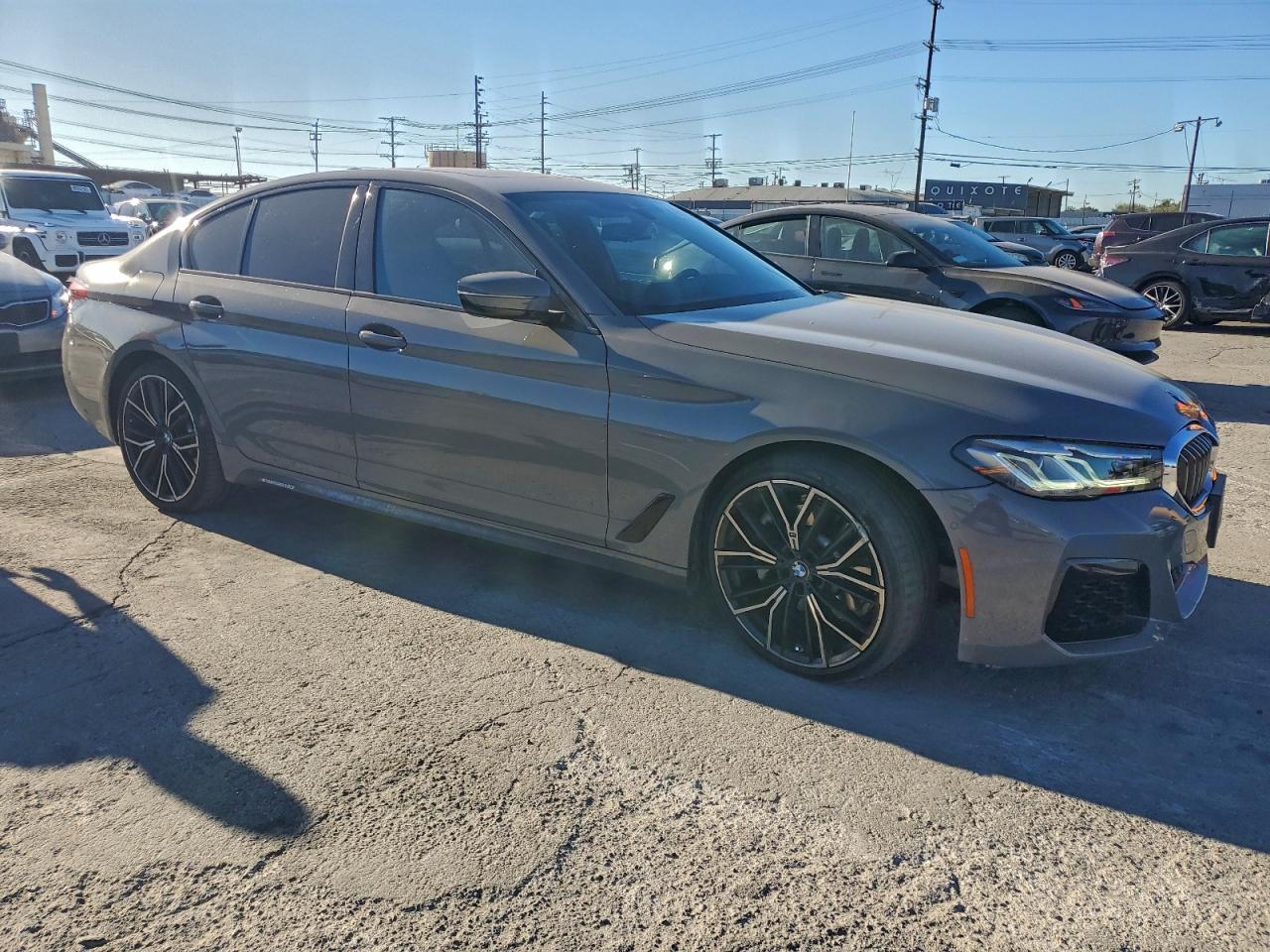 2021 BMW 530E photo 4