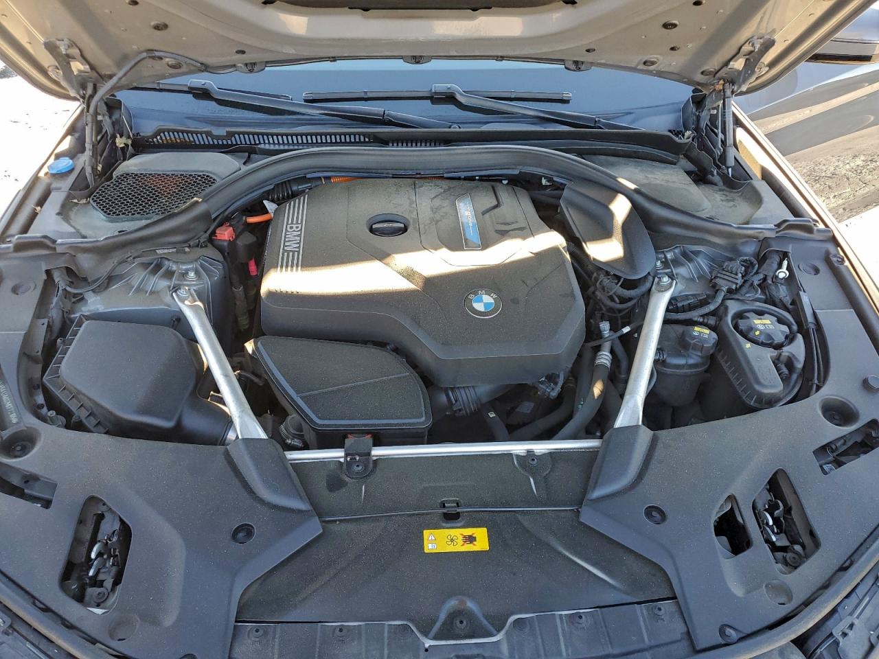2021 BMW 530E photo 11