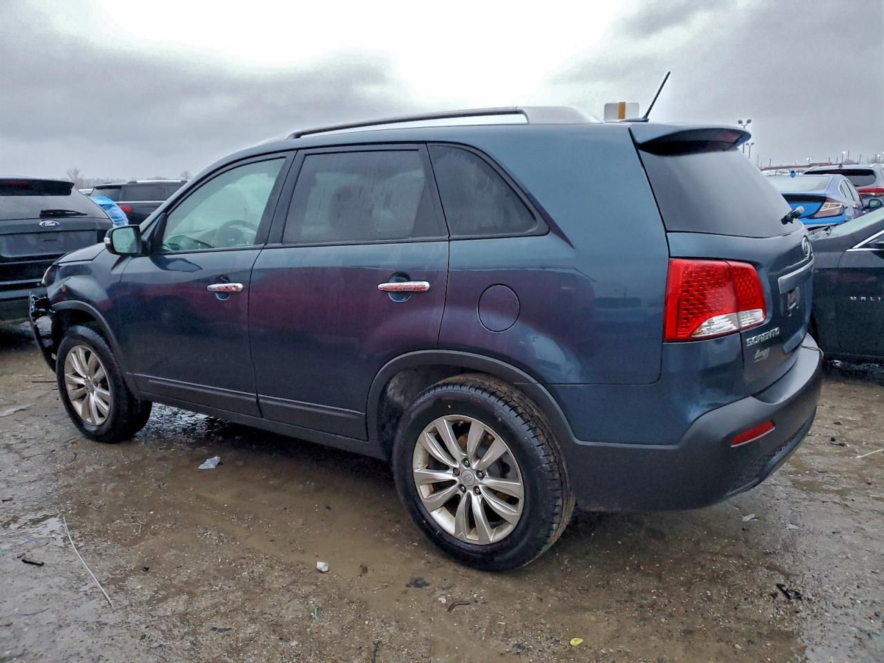 2011 KIA SORENTO EX photo 2