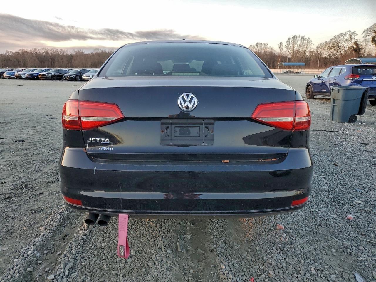 2015 VOLKSWAGEN JETTA BASE photo 6