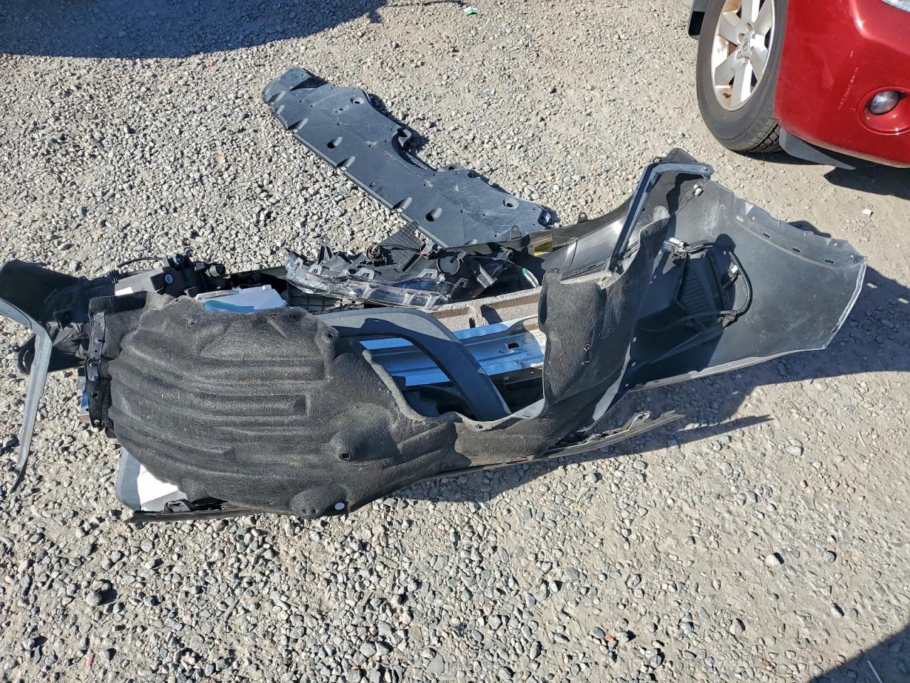 2019 TOYOTA RAV4 LE photo 13