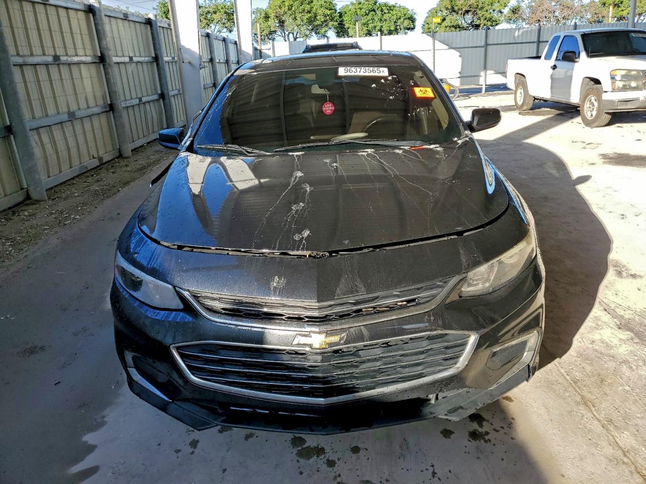 2018 CHEVROLET MALIBU LT photo 5