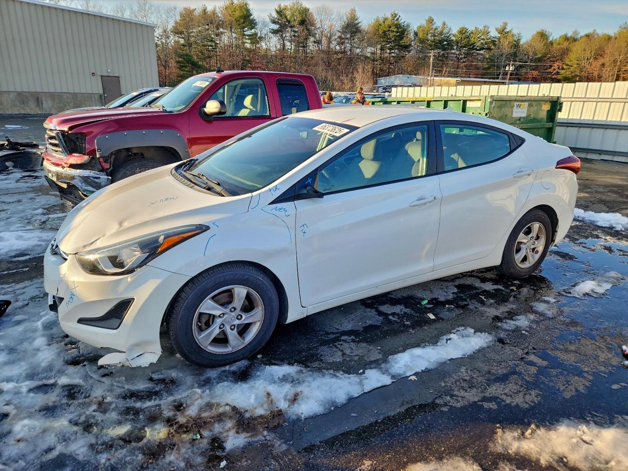 2014 HYUNDAI ELANTRA SE photo 2