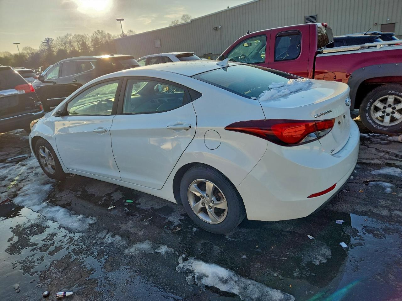 2014 HYUNDAI ELANTRA SE photo 6