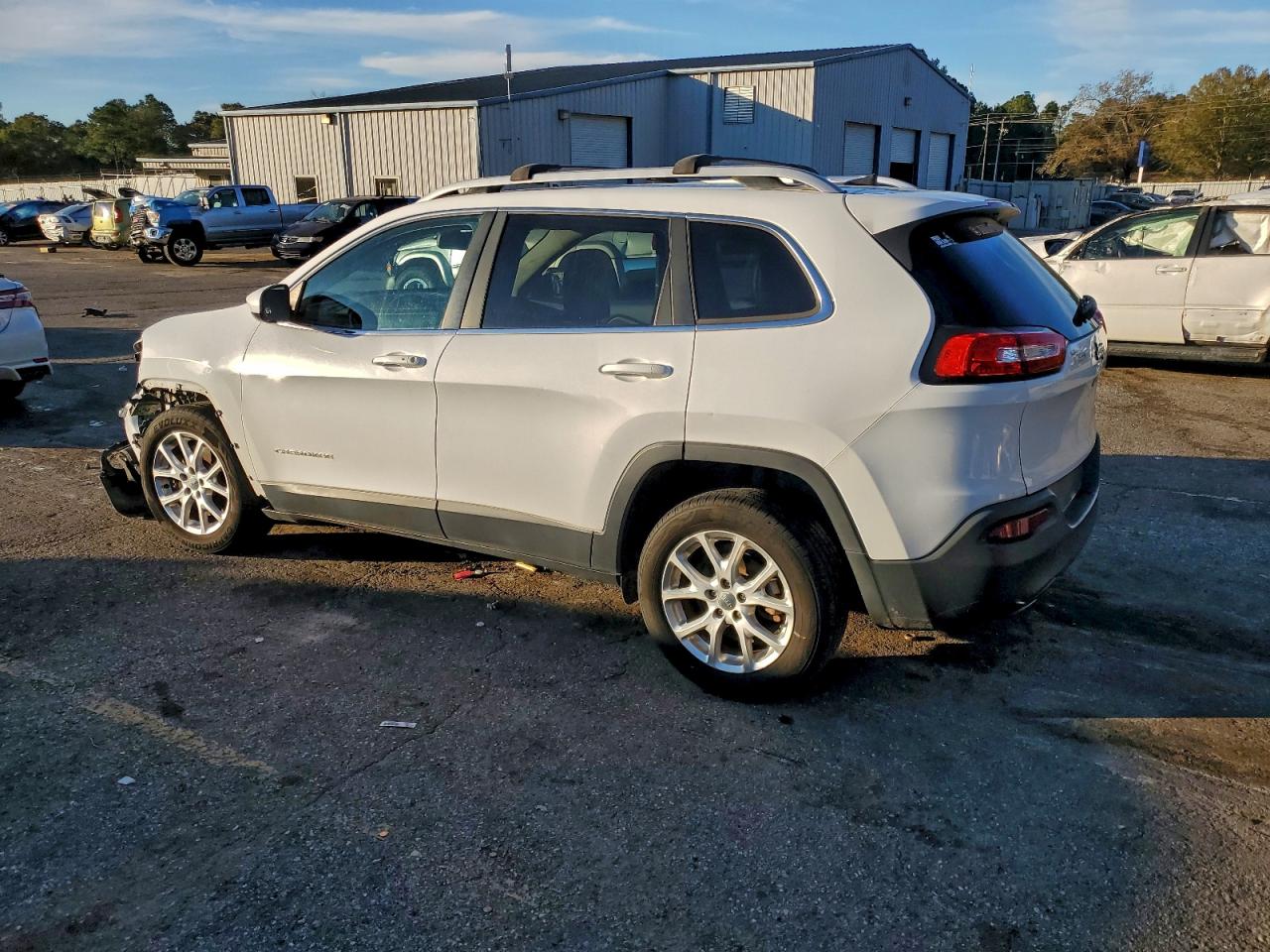 2018 JEEP CHEROKEE LATITUDE PLUS photo 3