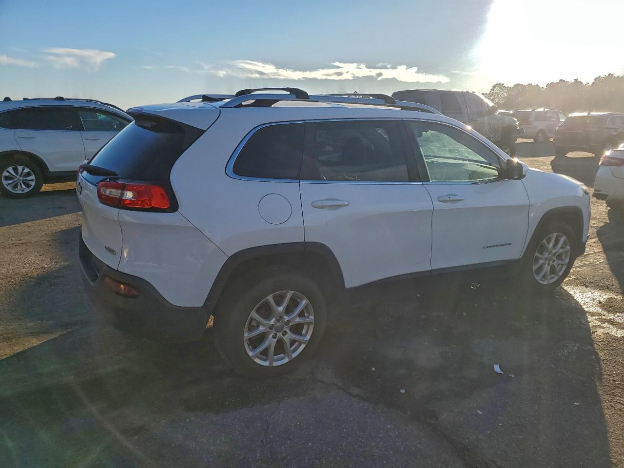 2018 JEEP CHEROKEE LATITUDE PLUS photo 5