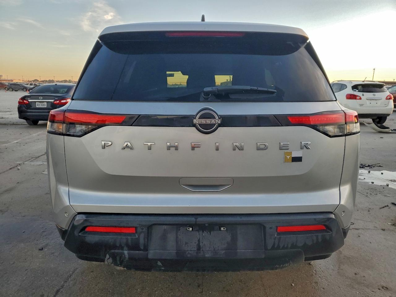 2023 NISSAN PATHFINDER S photo 6