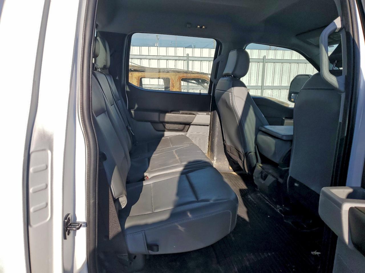 2024 FORD F350 SUPER DUTY UTILITY / SERVICE TRUCK photo 11