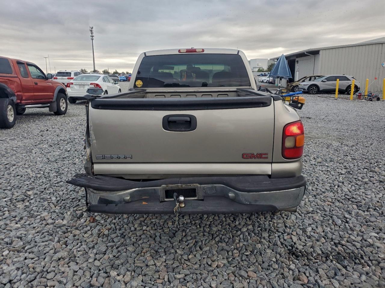 2001 GMC NEW SIERRA C1500 photo 6