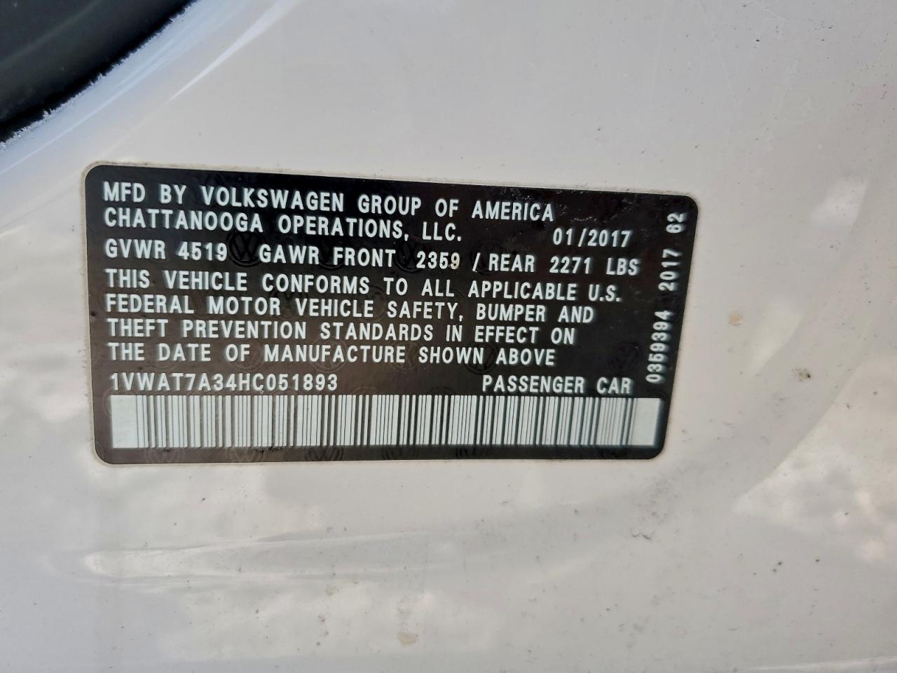 2017 VOLKSWAGEN PASSAT S photo 13