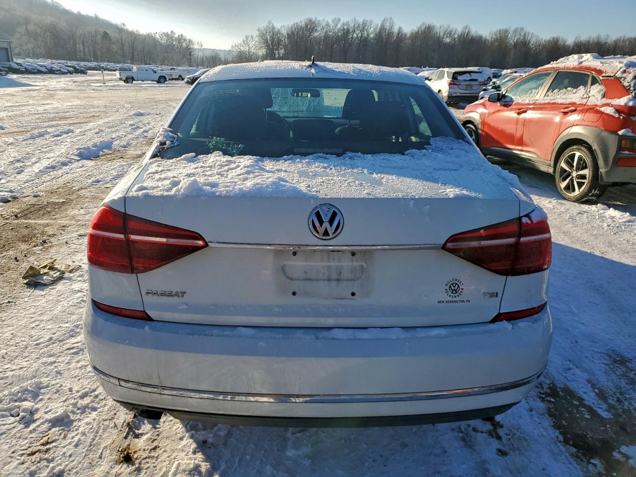 2017 VOLKSWAGEN PASSAT S photo 6