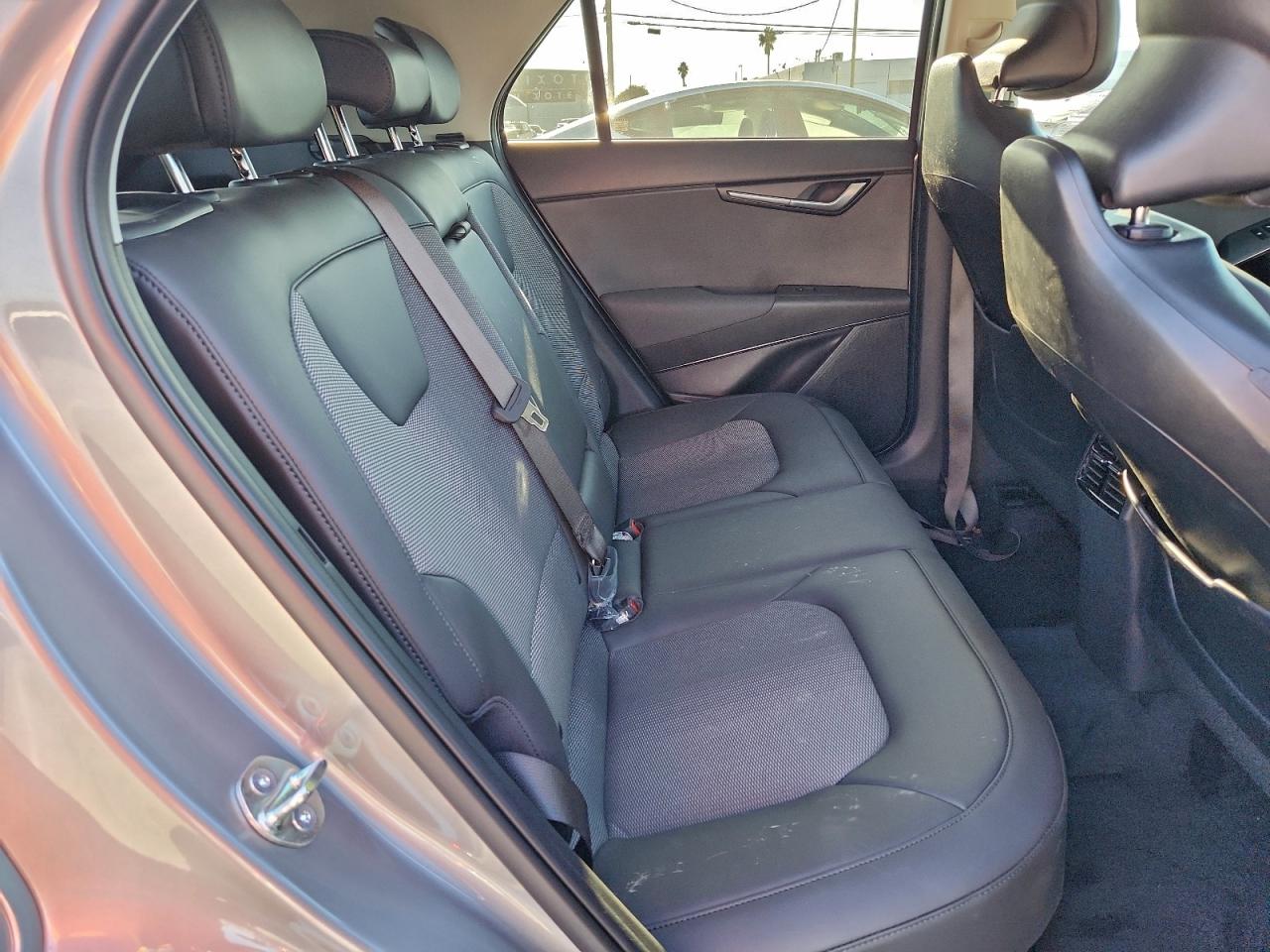 2025 KIA NIRO EX photo 11