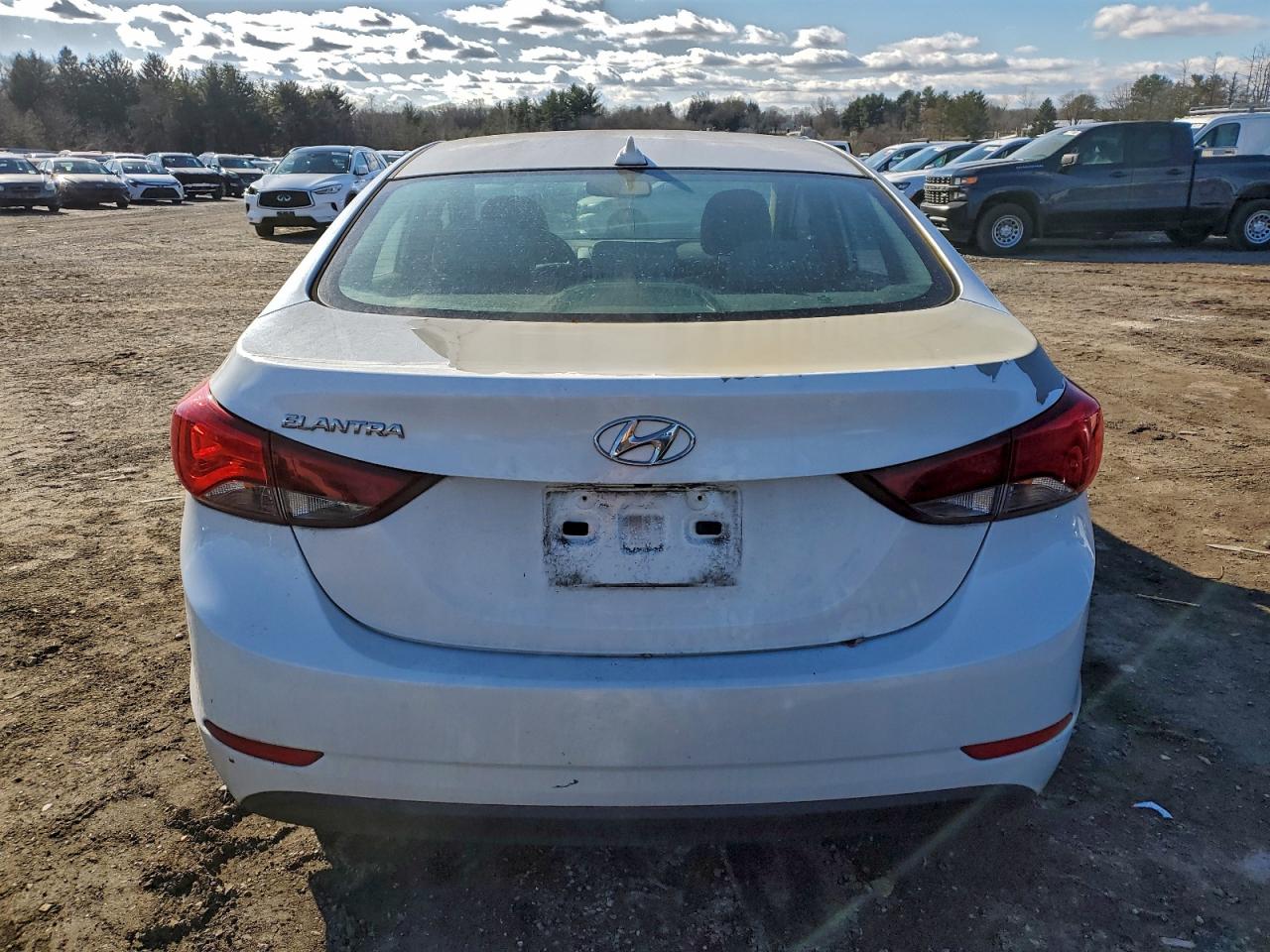 2016 HYUNDAI ELANTRA SE photo 11