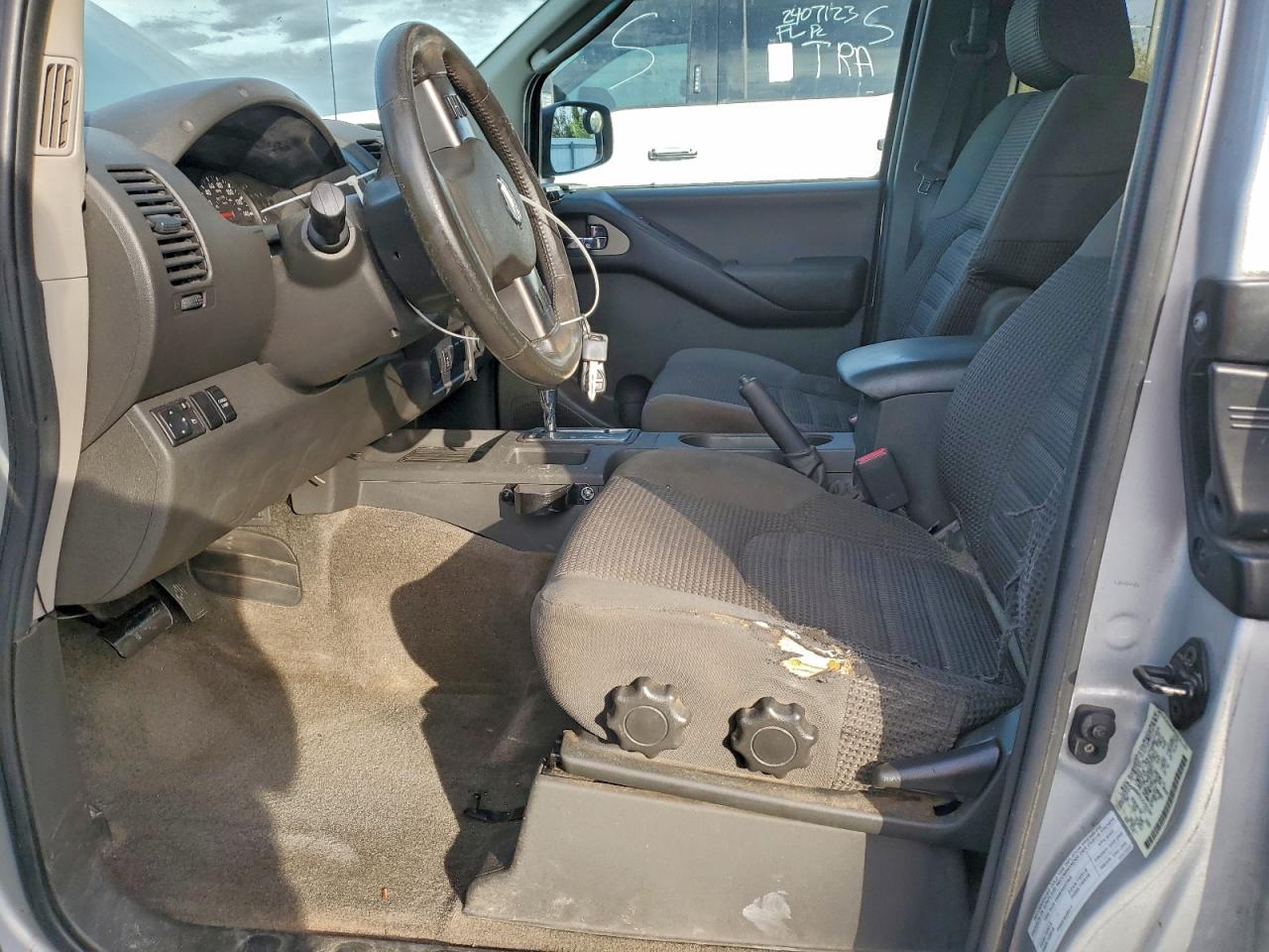 2005 NISSAN FRONTIER KING CAB LE photo 7