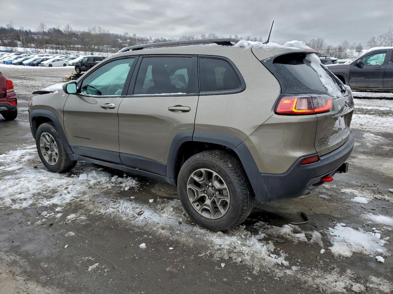 2021 JEEP CHEROKEE TRAILHAWK photo 4