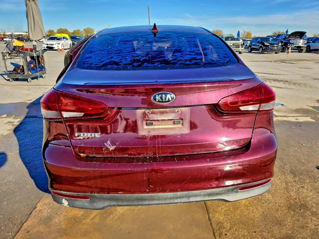 2018 KIA FORTE LX photo 16