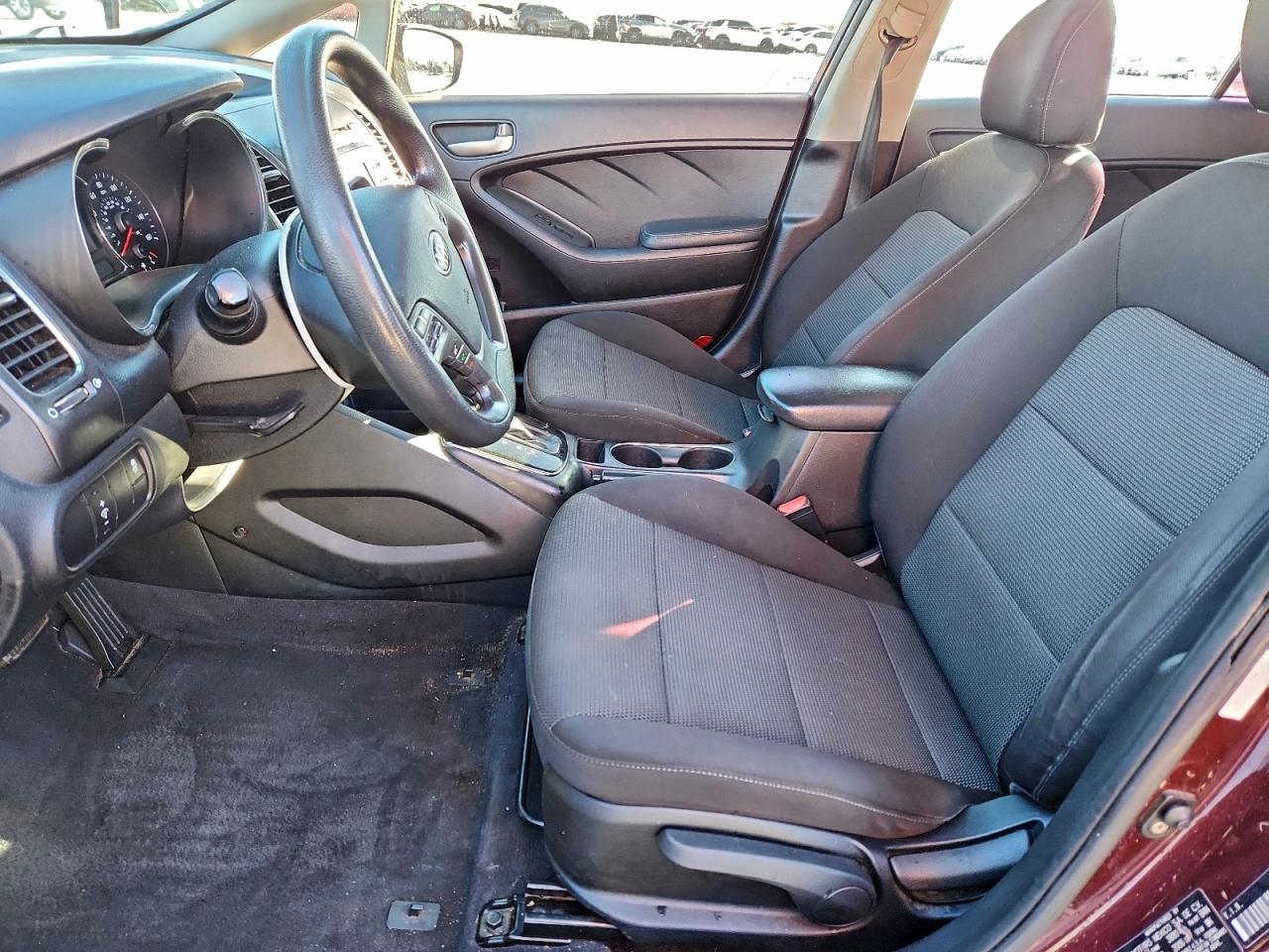 2018 KIA FORTE LX photo 19