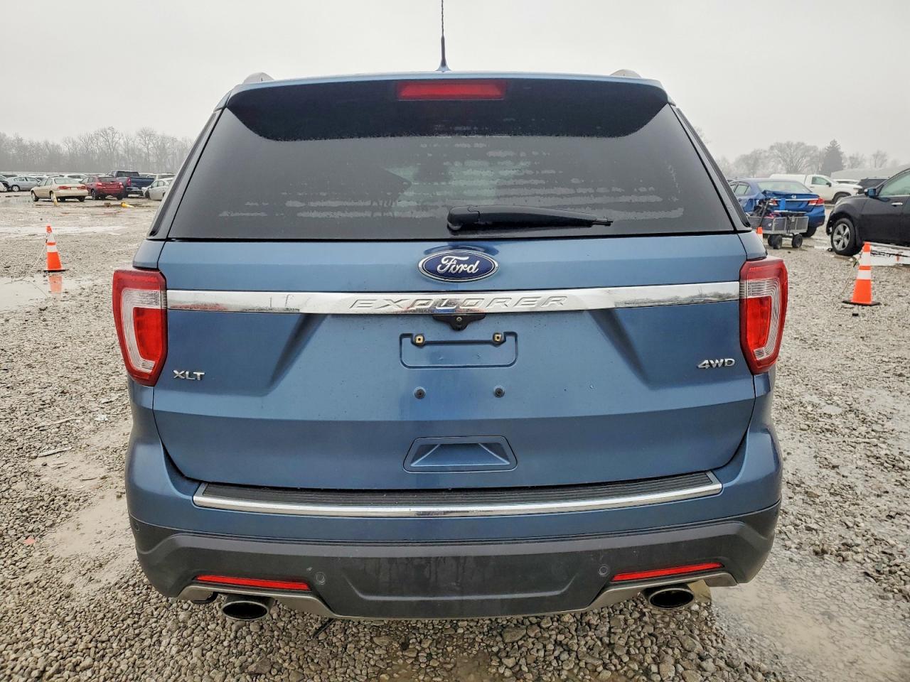 2018 FORD EXPLORER XLT photo 11