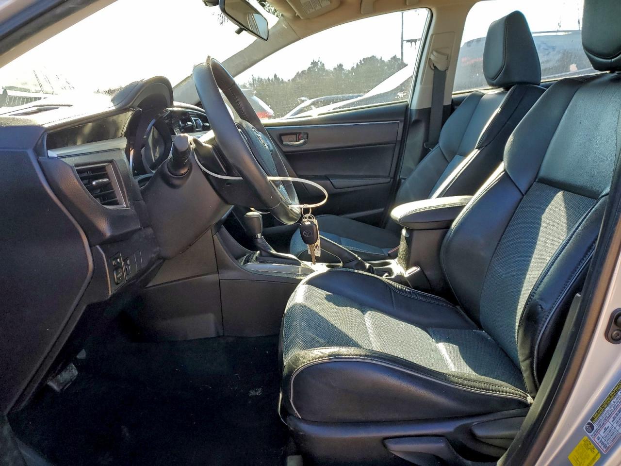2016 TOYOTA COROLLA L photo 7