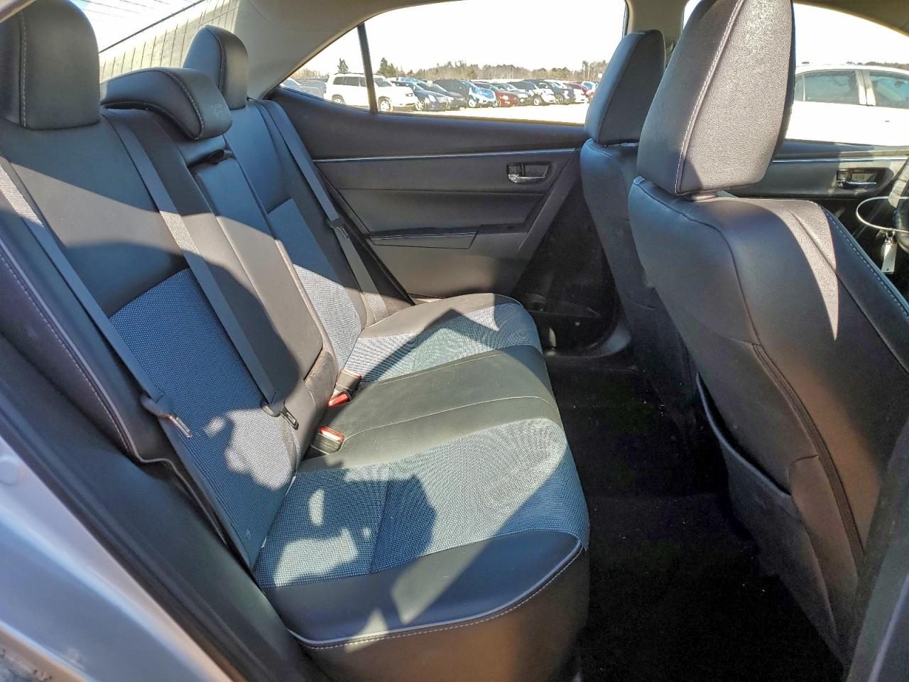 2016 TOYOTA COROLLA L photo 10