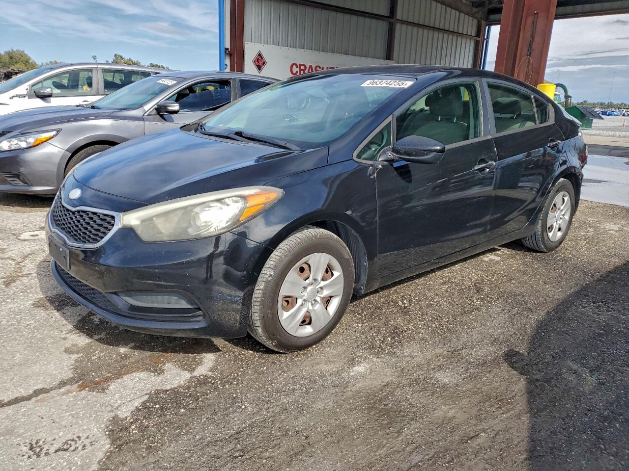 2014 KIA FORTE LX — REAR END damage — photo 1