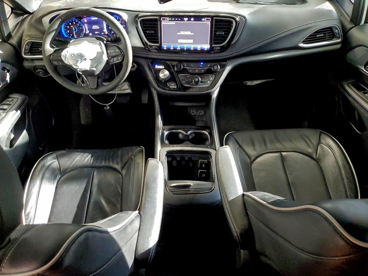 2025 CHRYSLER PACIFICA LIMITED photo 8