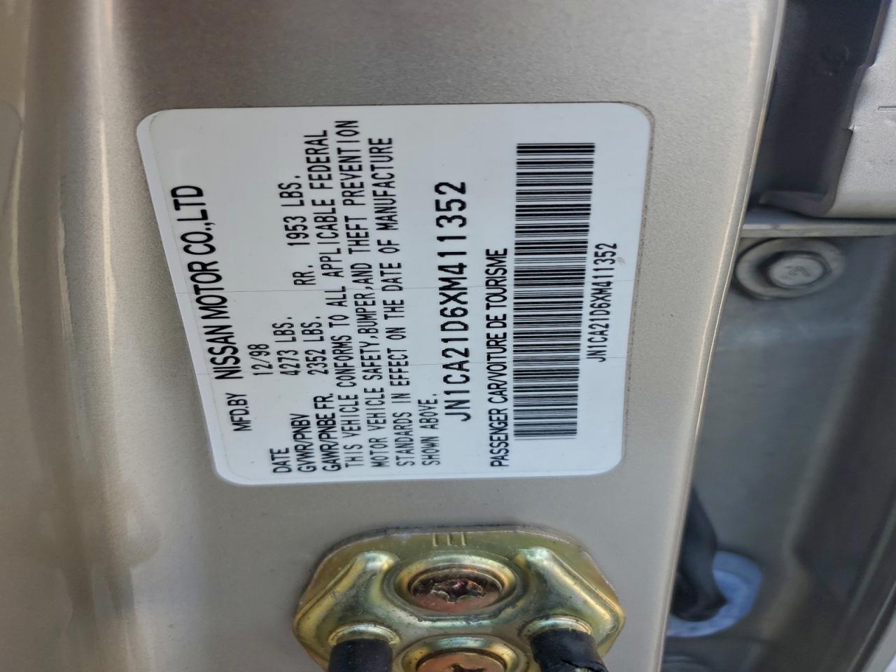 1999 NISSAN MAXIMA GLE photo 12