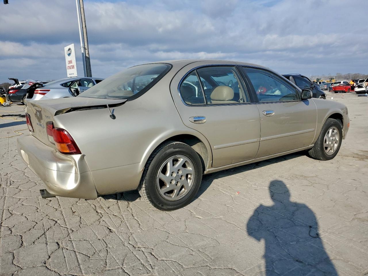 1999 NISSAN MAXIMA GLE photo 3