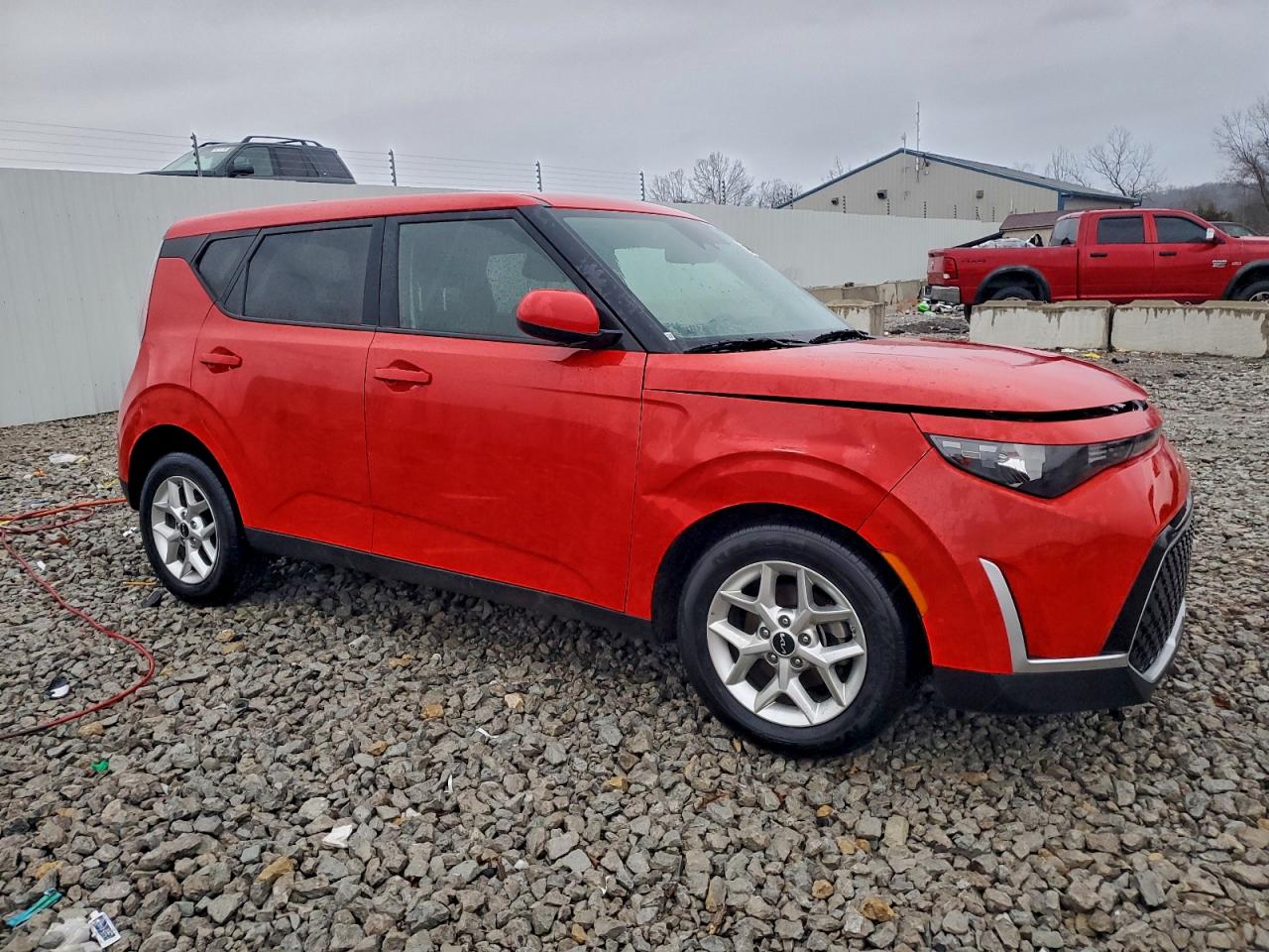 2025 KIA SOUL LX photo 4