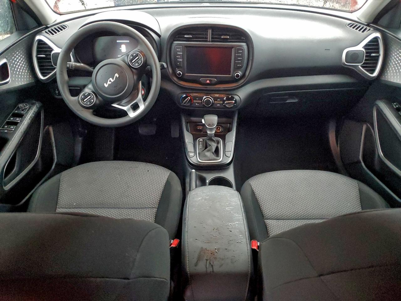 2025 KIA SOUL LX photo 8