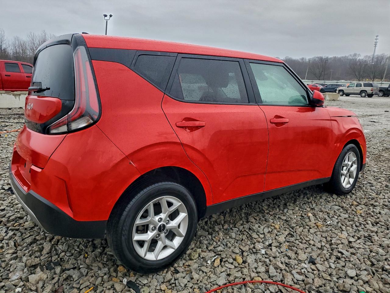 2025 KIA SOUL LX photo 3