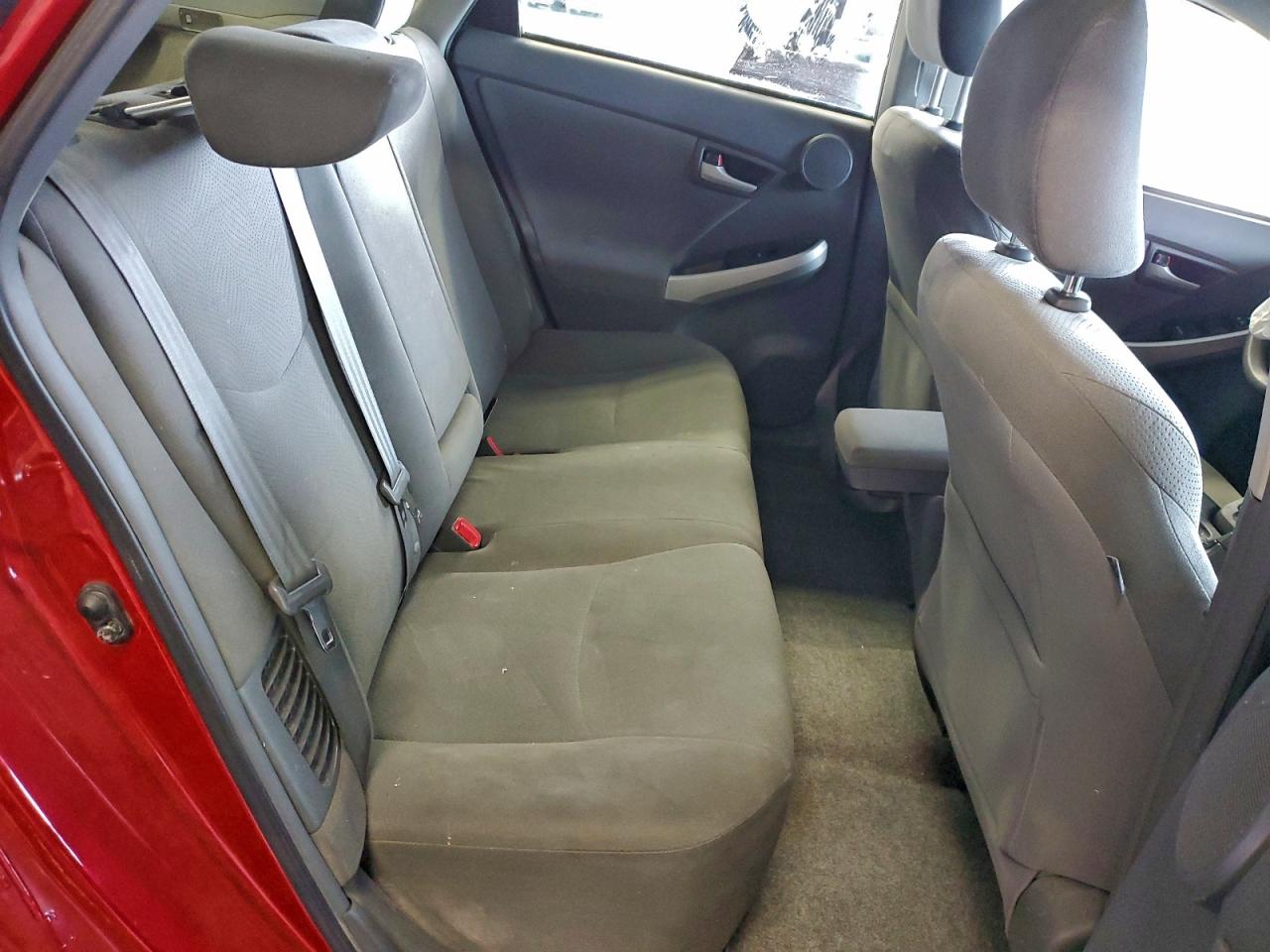 2011 TOYOTA PRIUS III photo 10