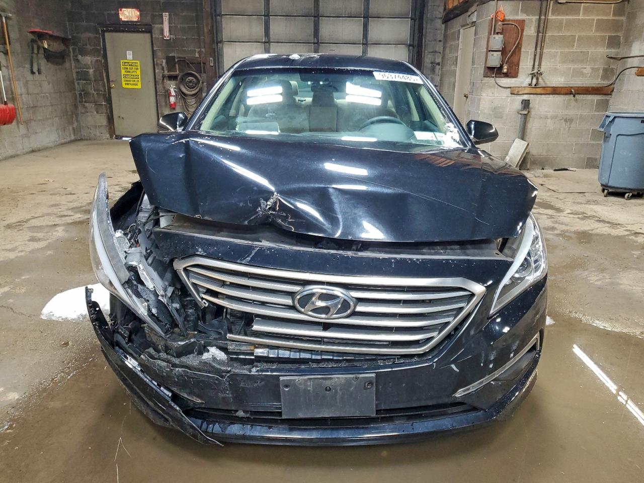 2015 HYUNDAI SONATA SE photo 5