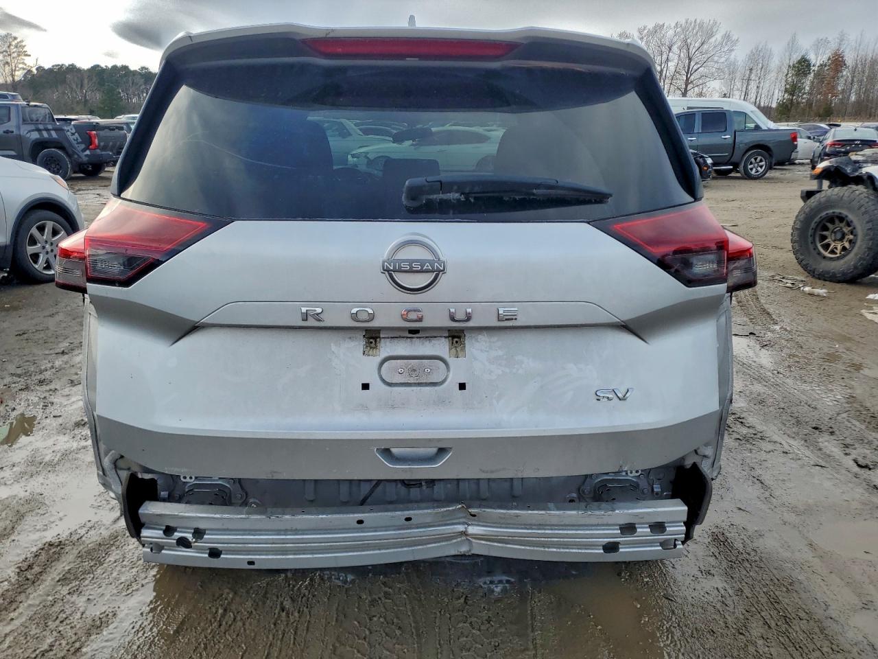 2023 NISSAN ROGUE SV photo 6