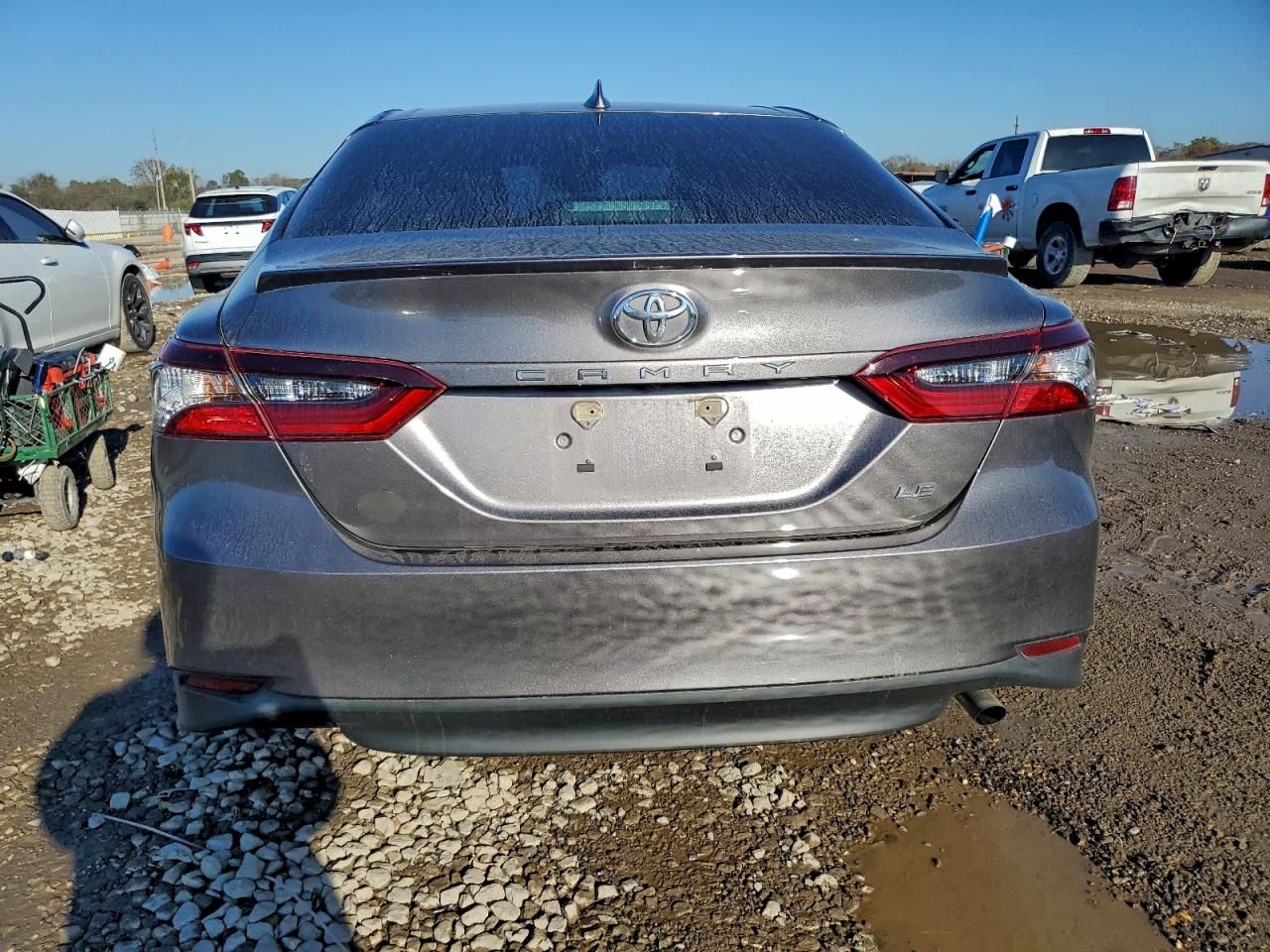 2023 TOYOTA CAMRY LE photo 6