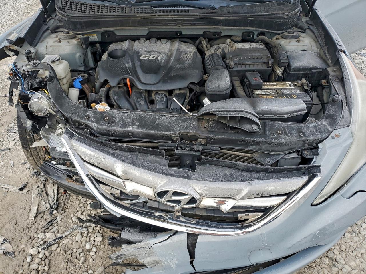 2011 HYUNDAI SONATA SE photo 11