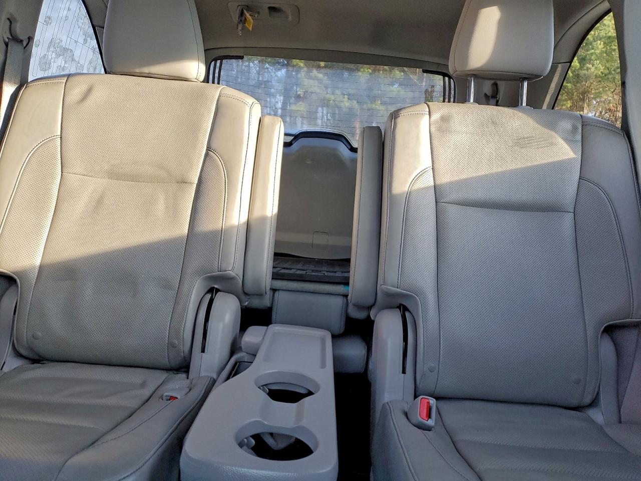 2014 TOYOTA HIGHLANDER LIMITED photo 10