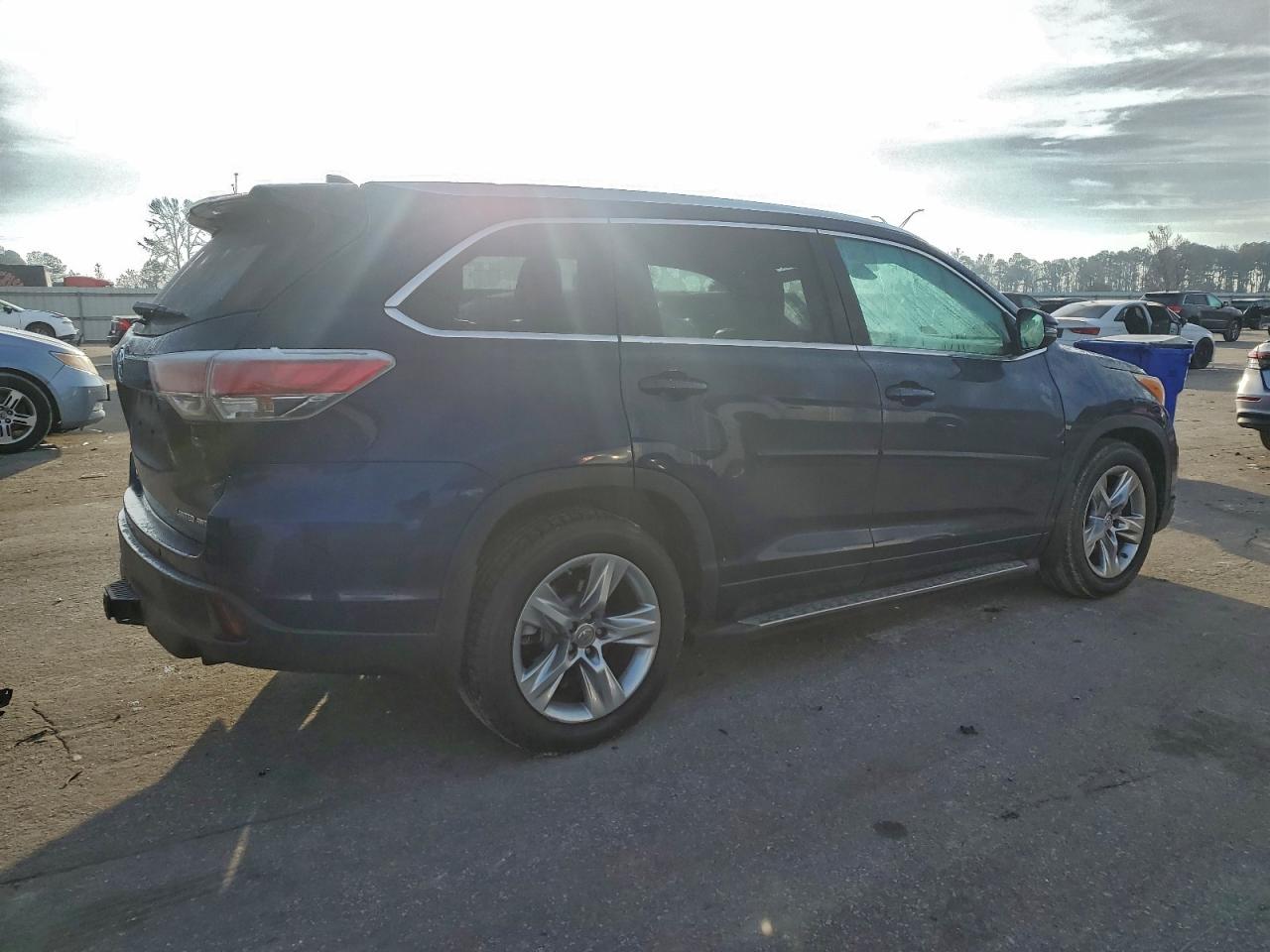 2014 TOYOTA HIGHLANDER LIMITED photo 3