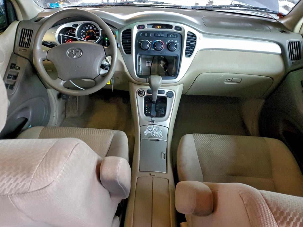2005 TOYOTA HIGHLANDER LIMITED photo 15