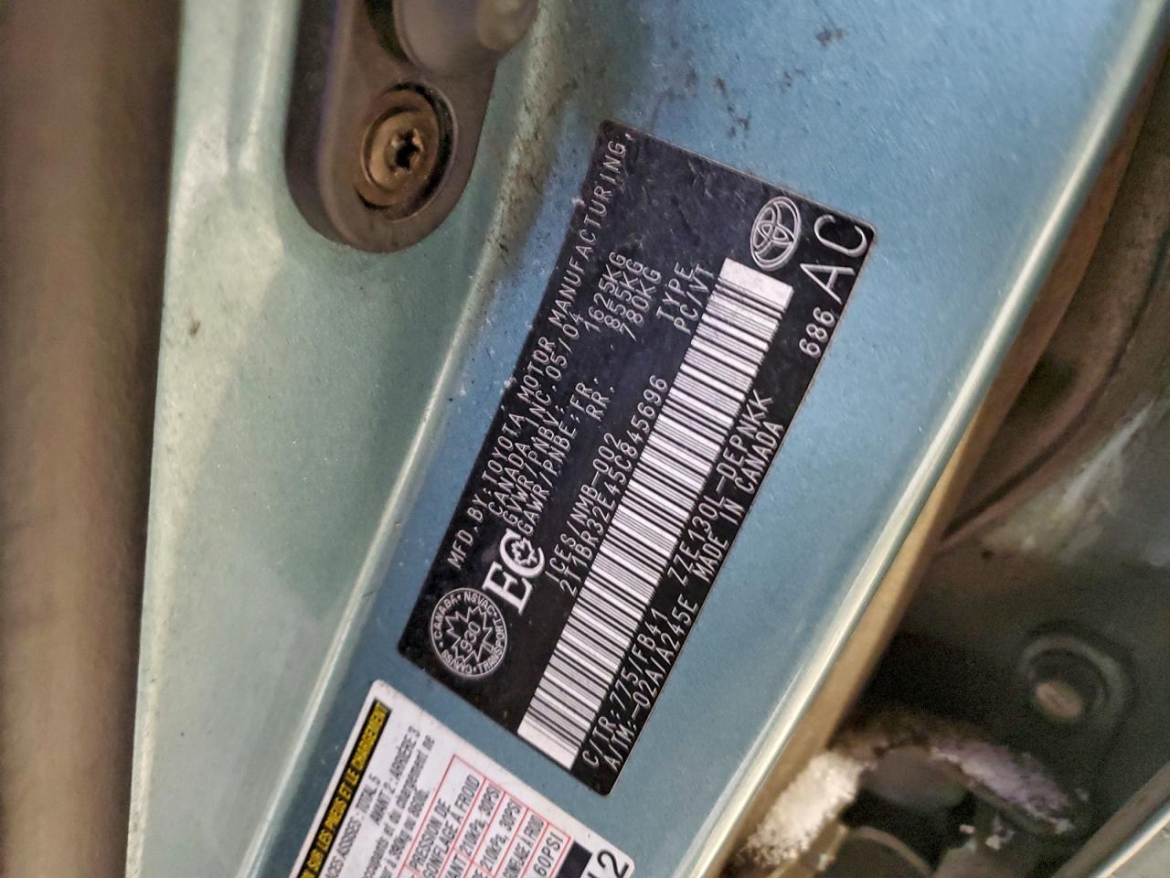2005 TOYOTA COROLLA CE photo 13