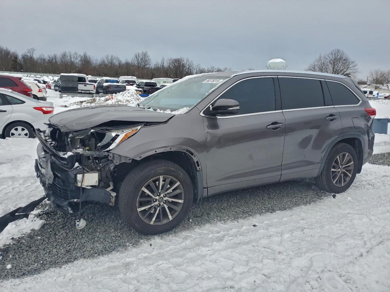 2018 TOYOTA HIGHLANDER
