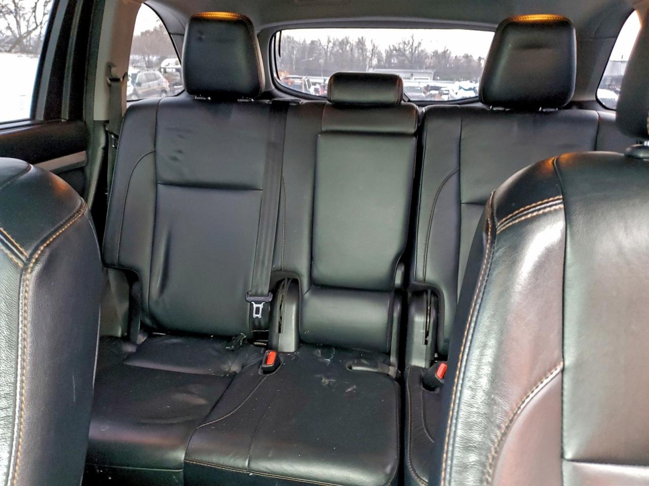 2018 TOYOTA HIGHLANDER SE photo 10