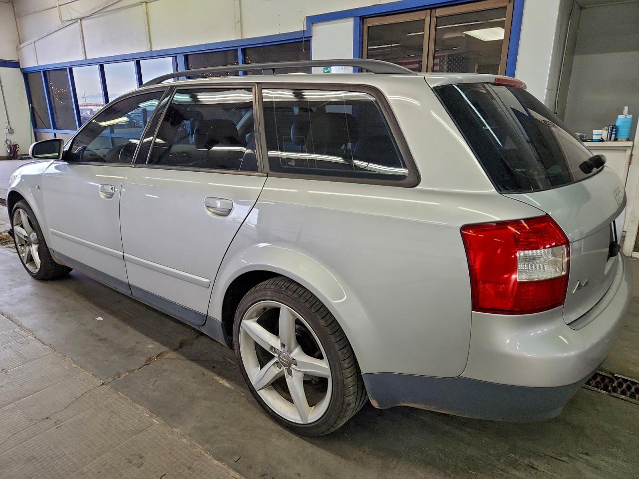 2002 AUDI A4 1.8T AVANT QUATTRO photo 2